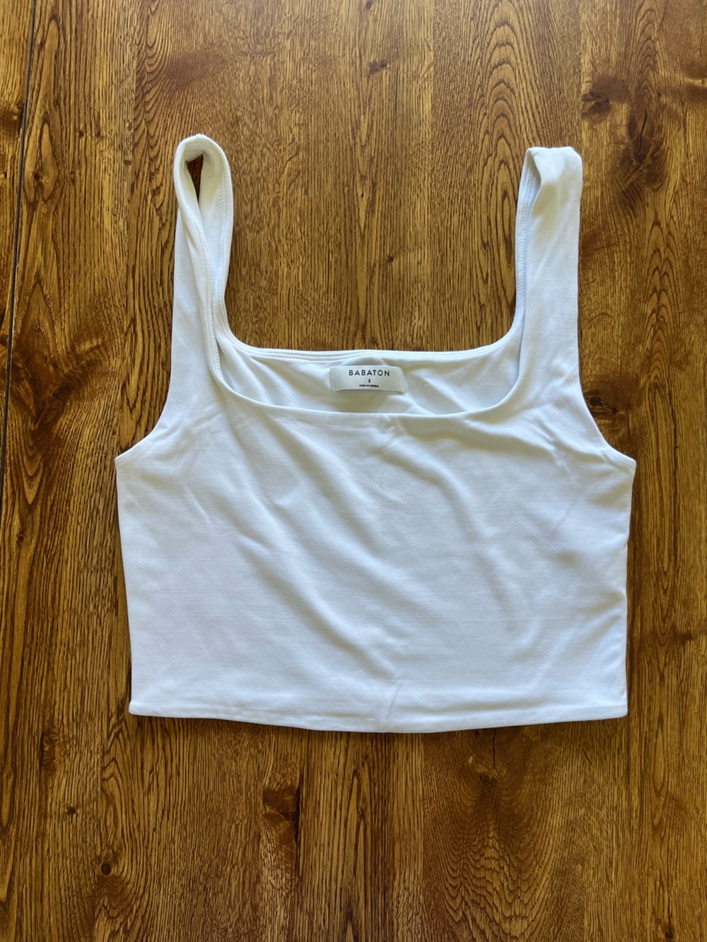 Aritzia Babaton crop tank